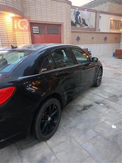 كرايسلر 200